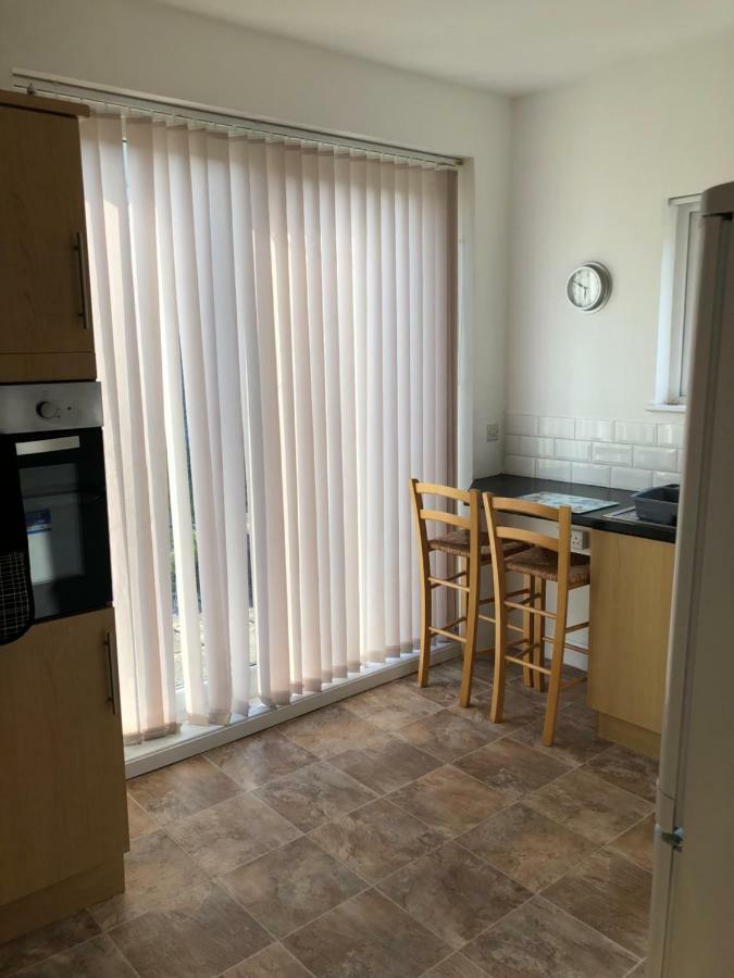 Handpost View Apartment Newport  Luaran gambar